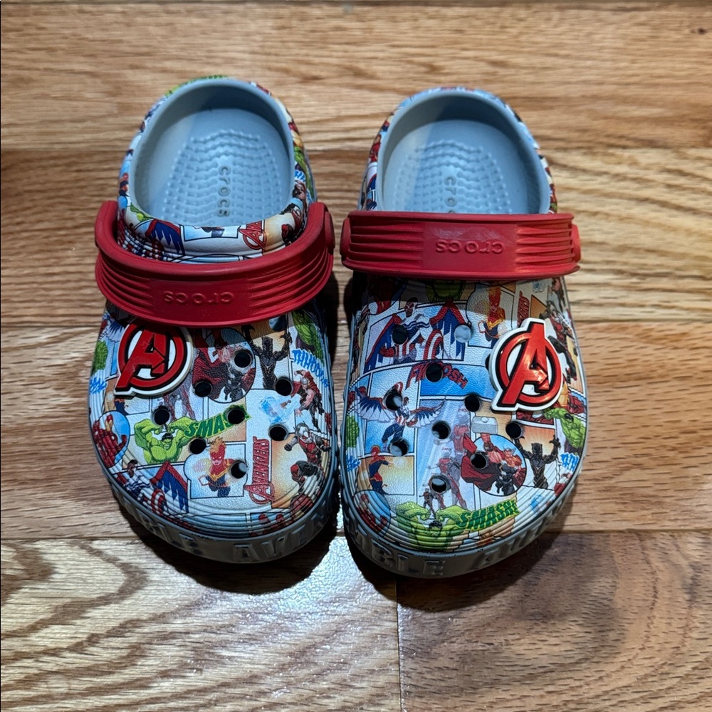 CROCS Marvel Avengers Clogs with Red Strap